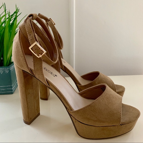 Shoe Dazzle Shoes - ShoeDazzle Chunky Platform Heels